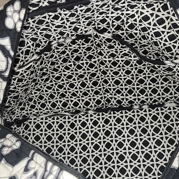 Vera Bradley Day & Night Black & White Quilted Floral Travel Tote Bag - Picture 11 of 12